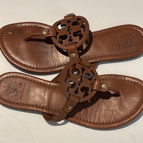 Tory Burch Brown Miller Sandals Iconic Design - Picture 6 of 11